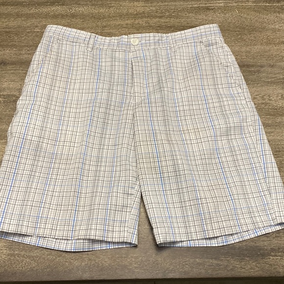 Greg Norman Collection Other - Greg Norman Golf shorts size 33